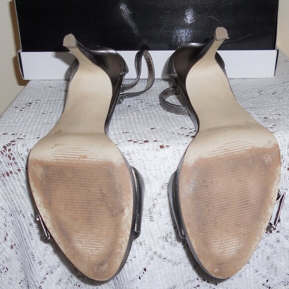 Alfani 7 M Old Silver Sandals High Heels Bow w/ Rhinestone Trim - Picture 7 of 7